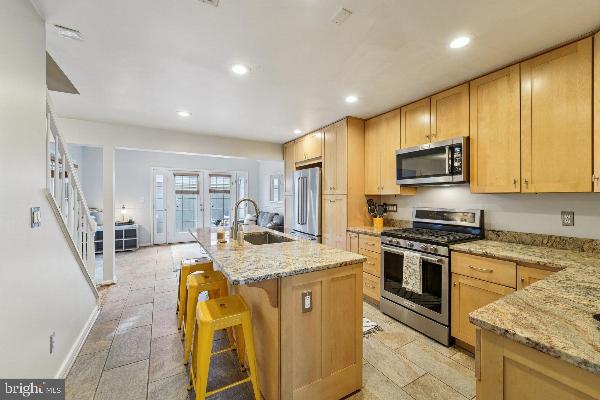 HIGHLAND HALL - Residential