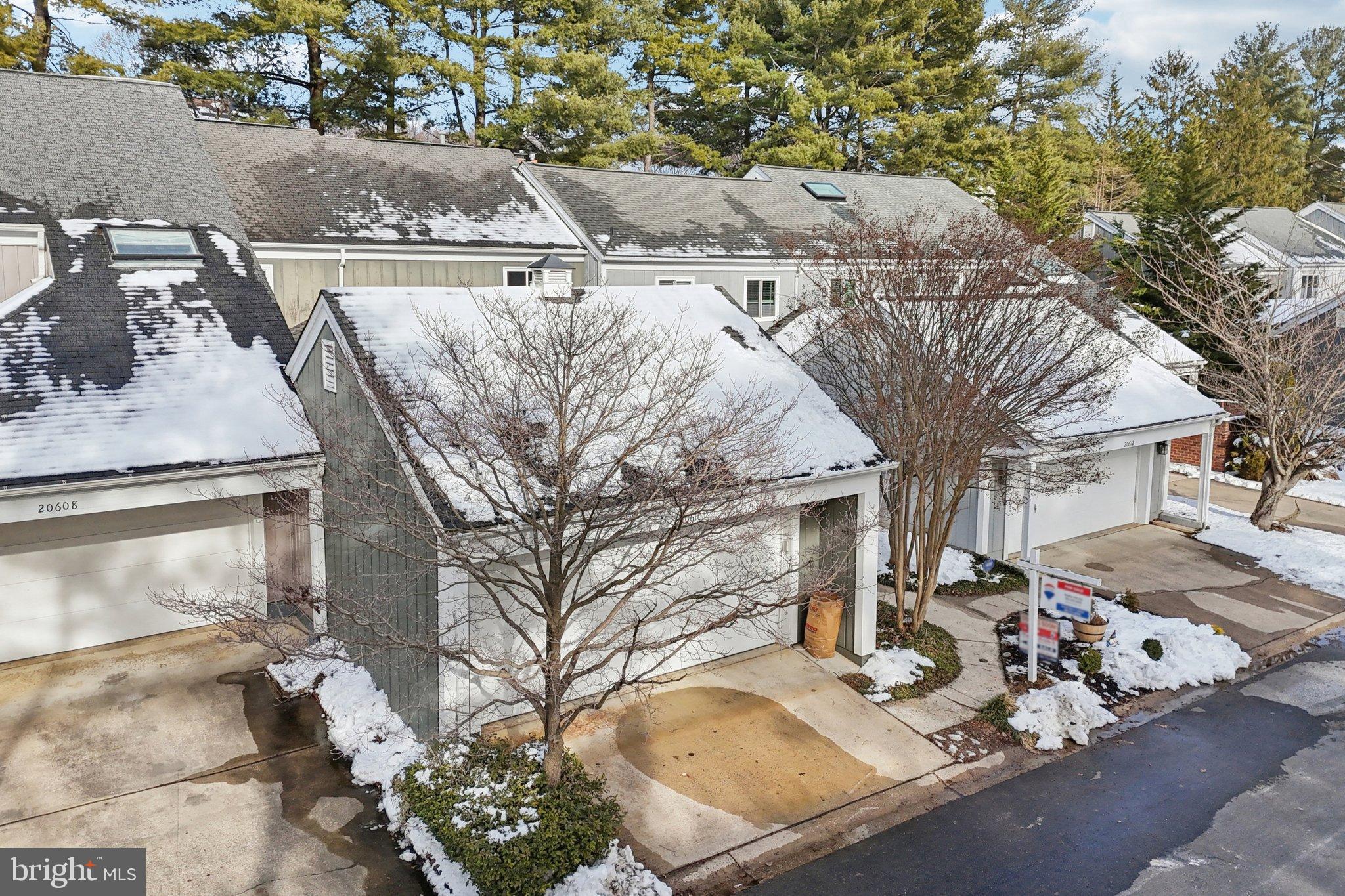 HIGHLAND HALL - Residential