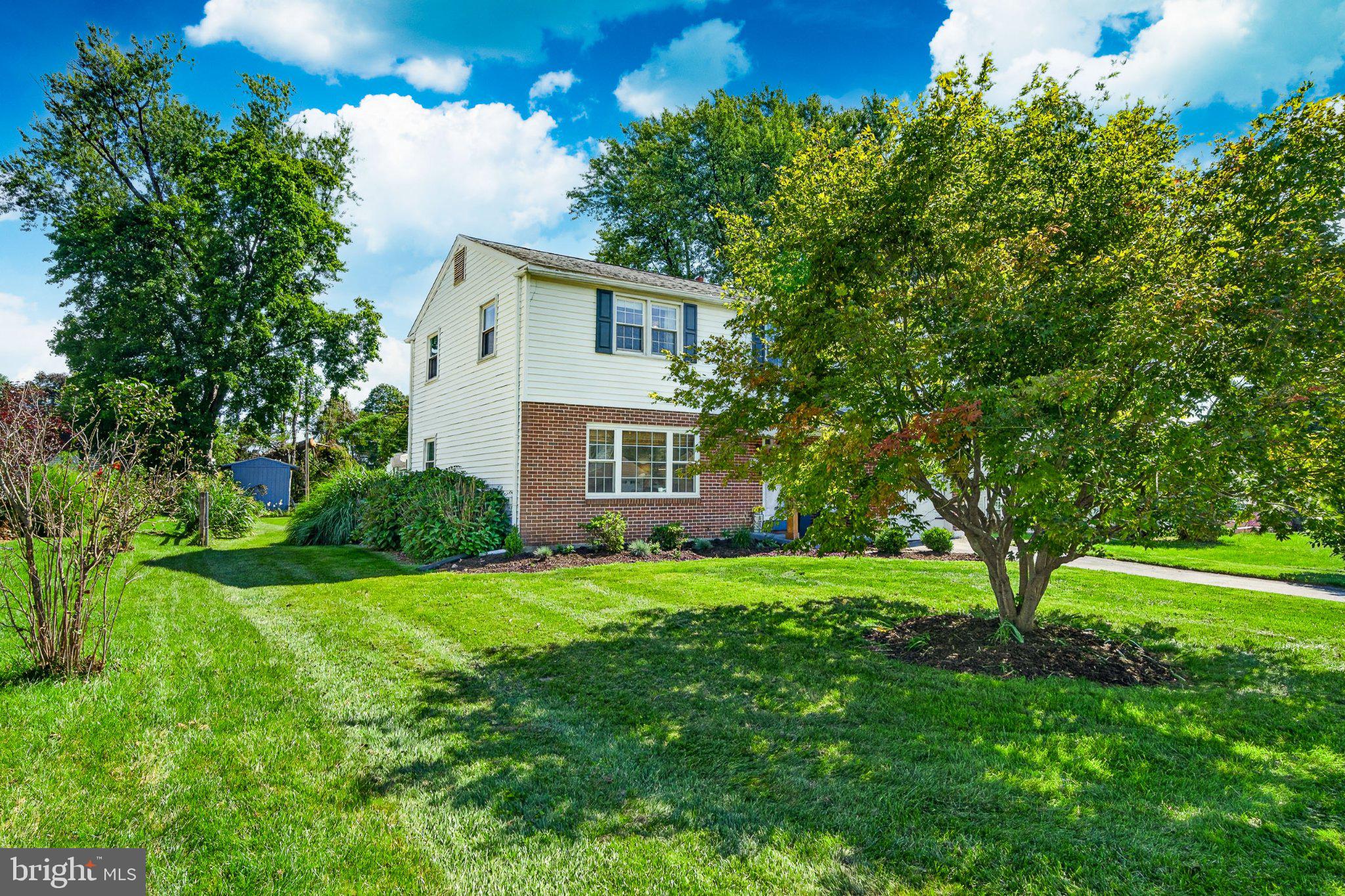 162 LAKE DRIVE