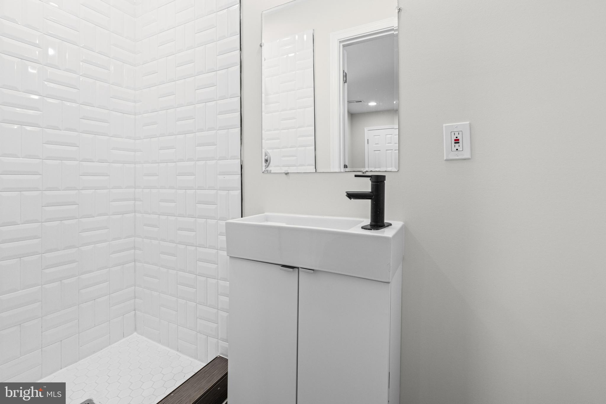 CENTRAL PARK HEIGHTS - Residential Income