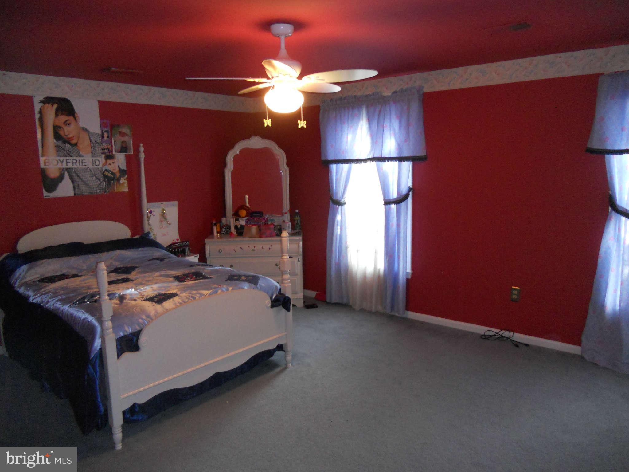 RACEWAY FARMS - Residential