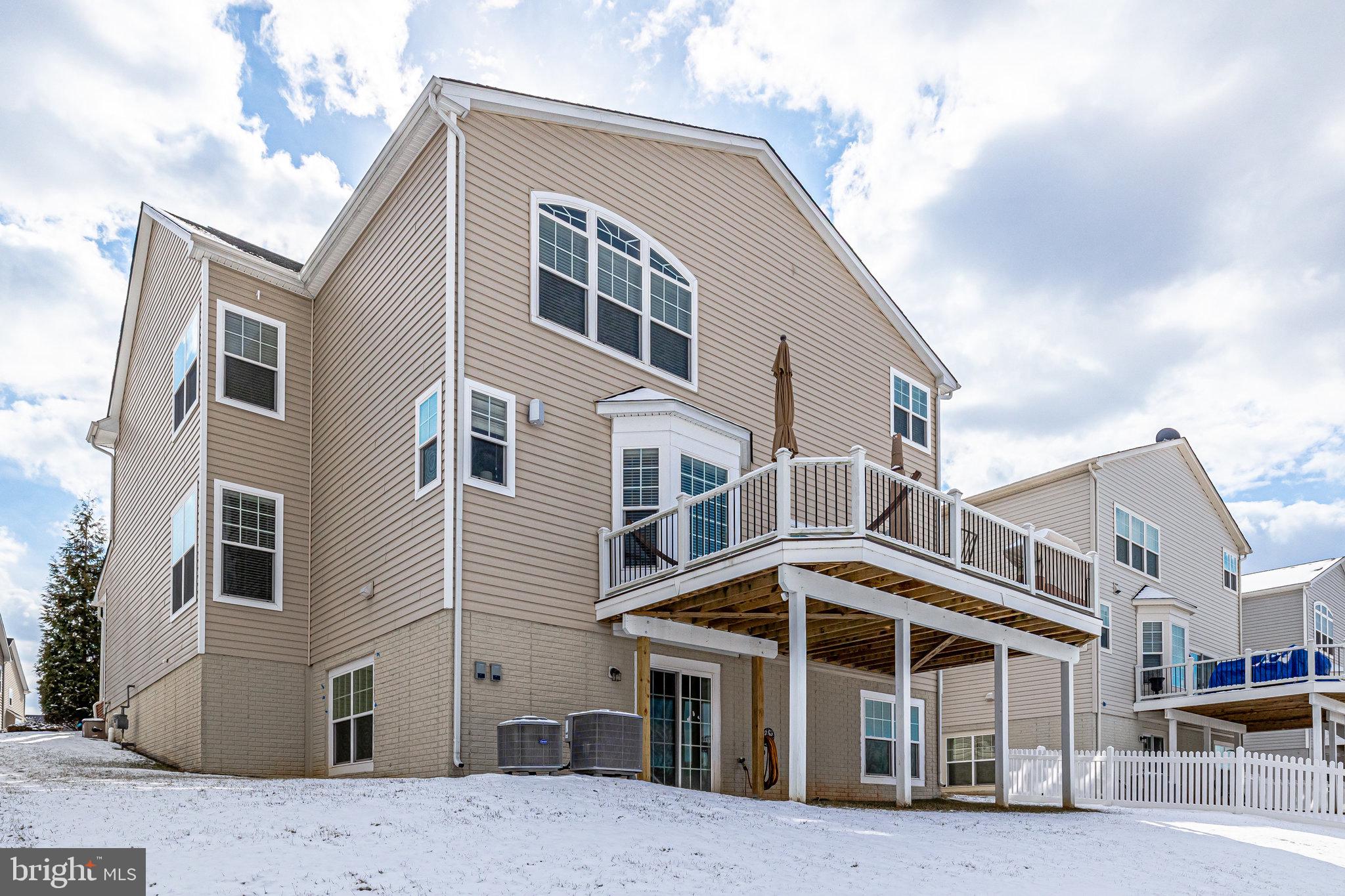 PRESERVE AT GOOSE CREEK - Residential