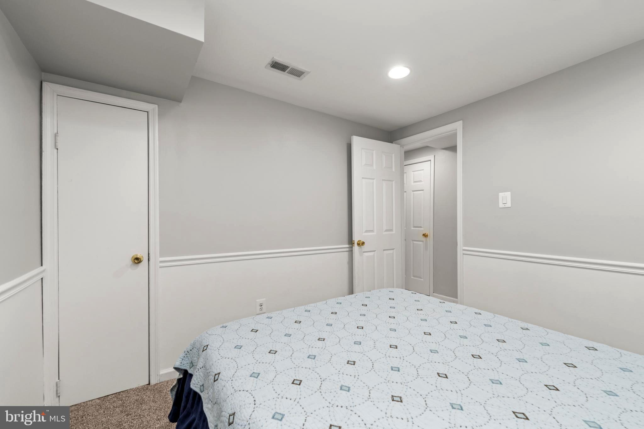 LIONS GATE - Residential