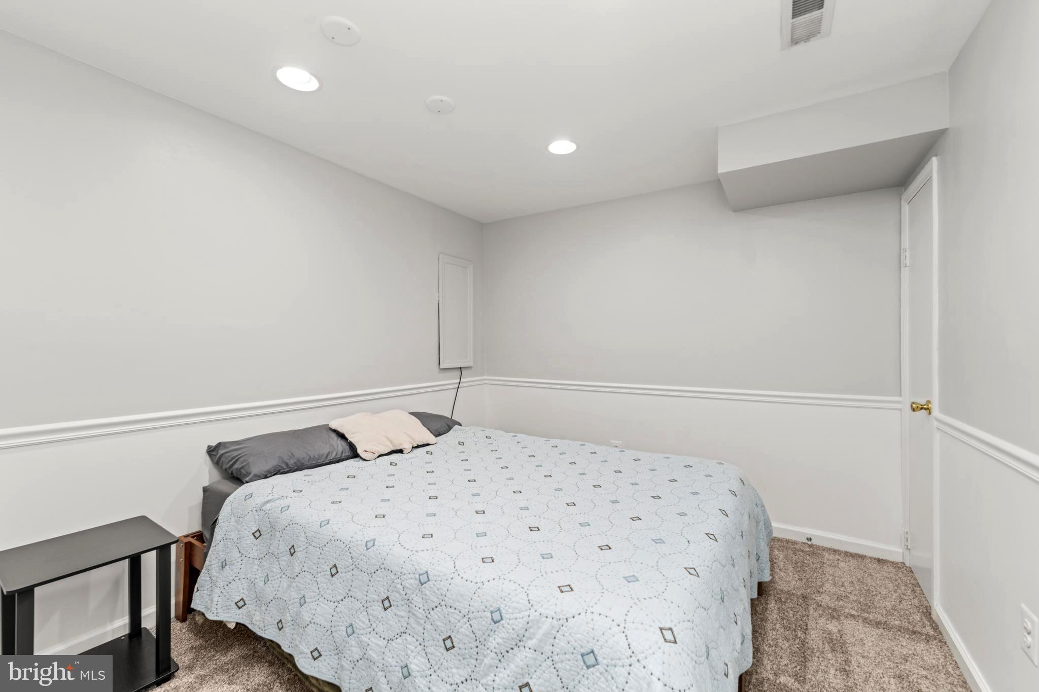 LIONS GATE - Residential