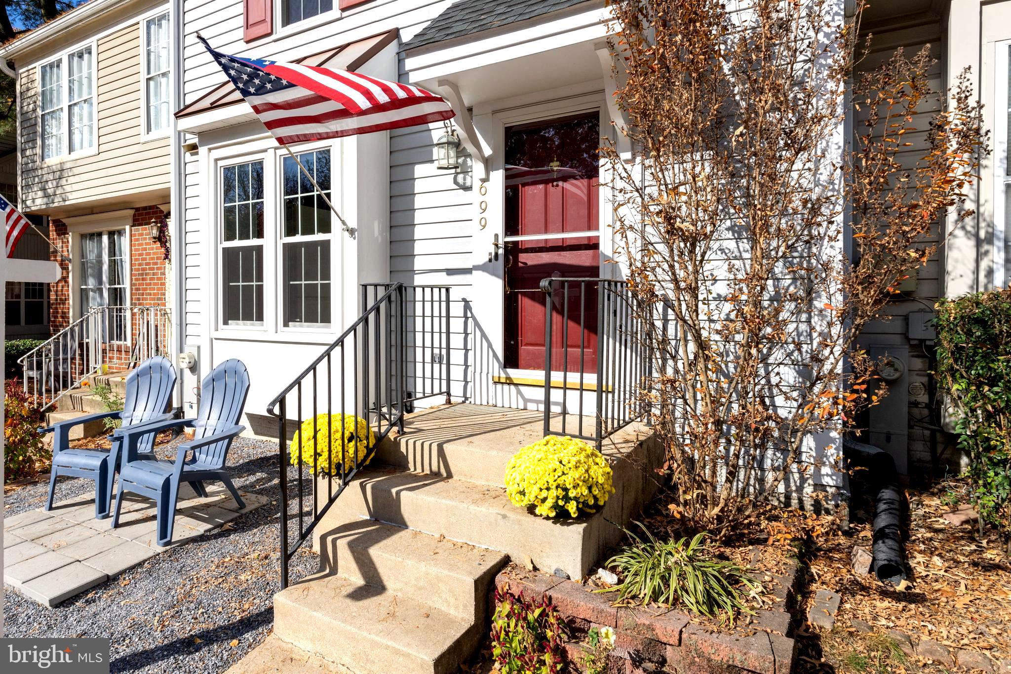 LIONS GATE - Residential