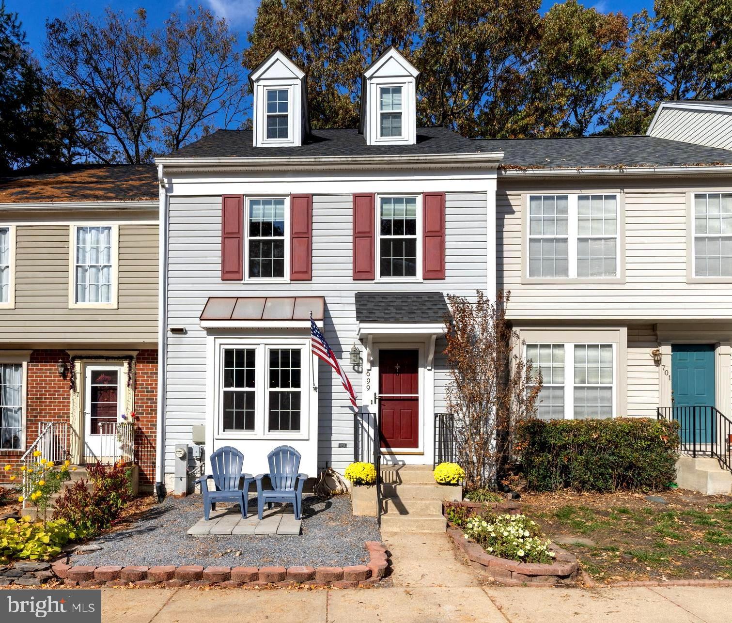 LIONS GATE - Residential