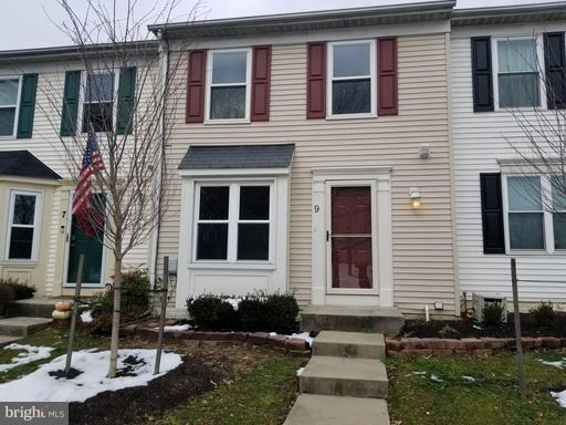 RIVERCHASE - Residential