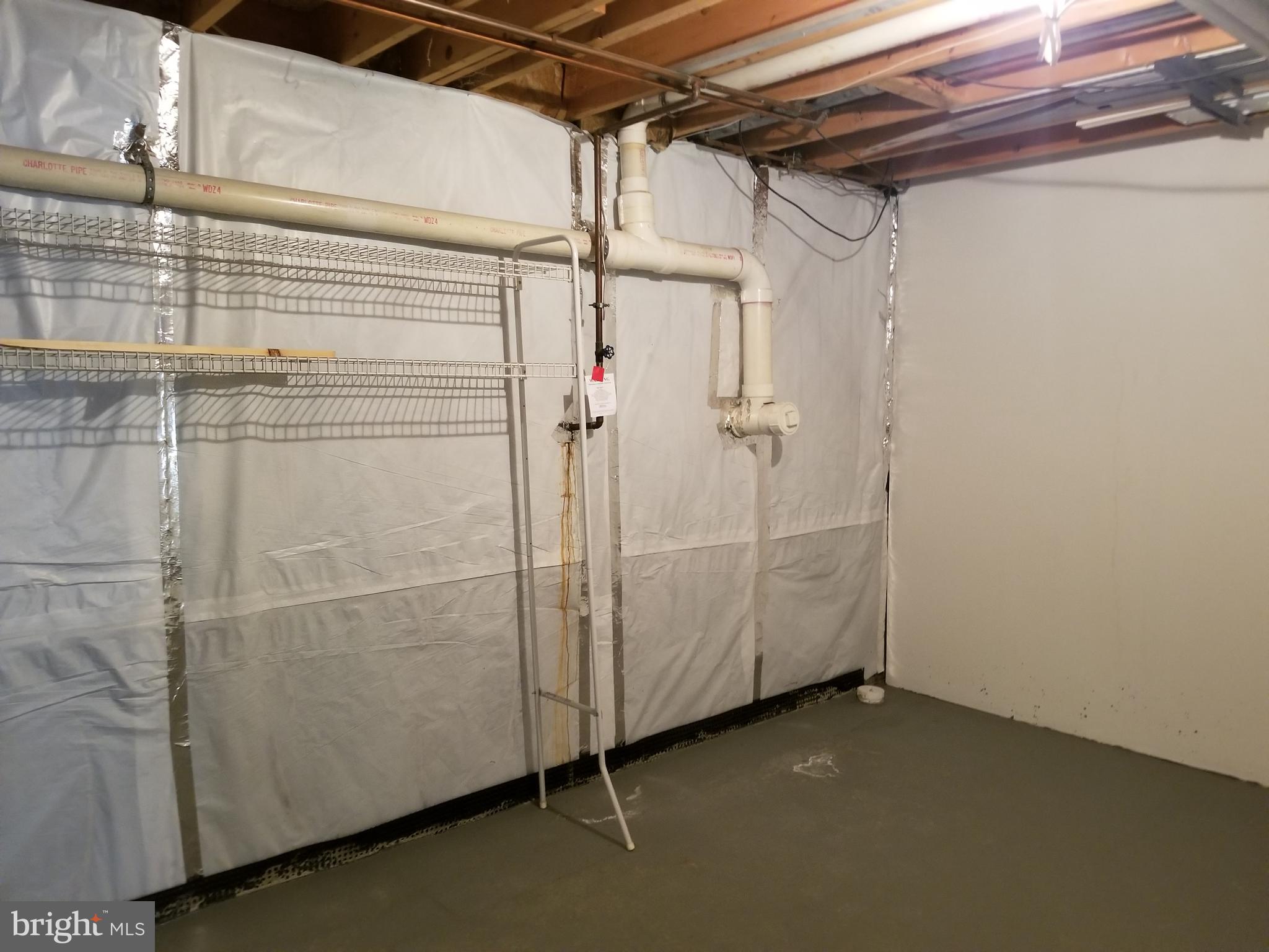 RIVERCHASE - Residential