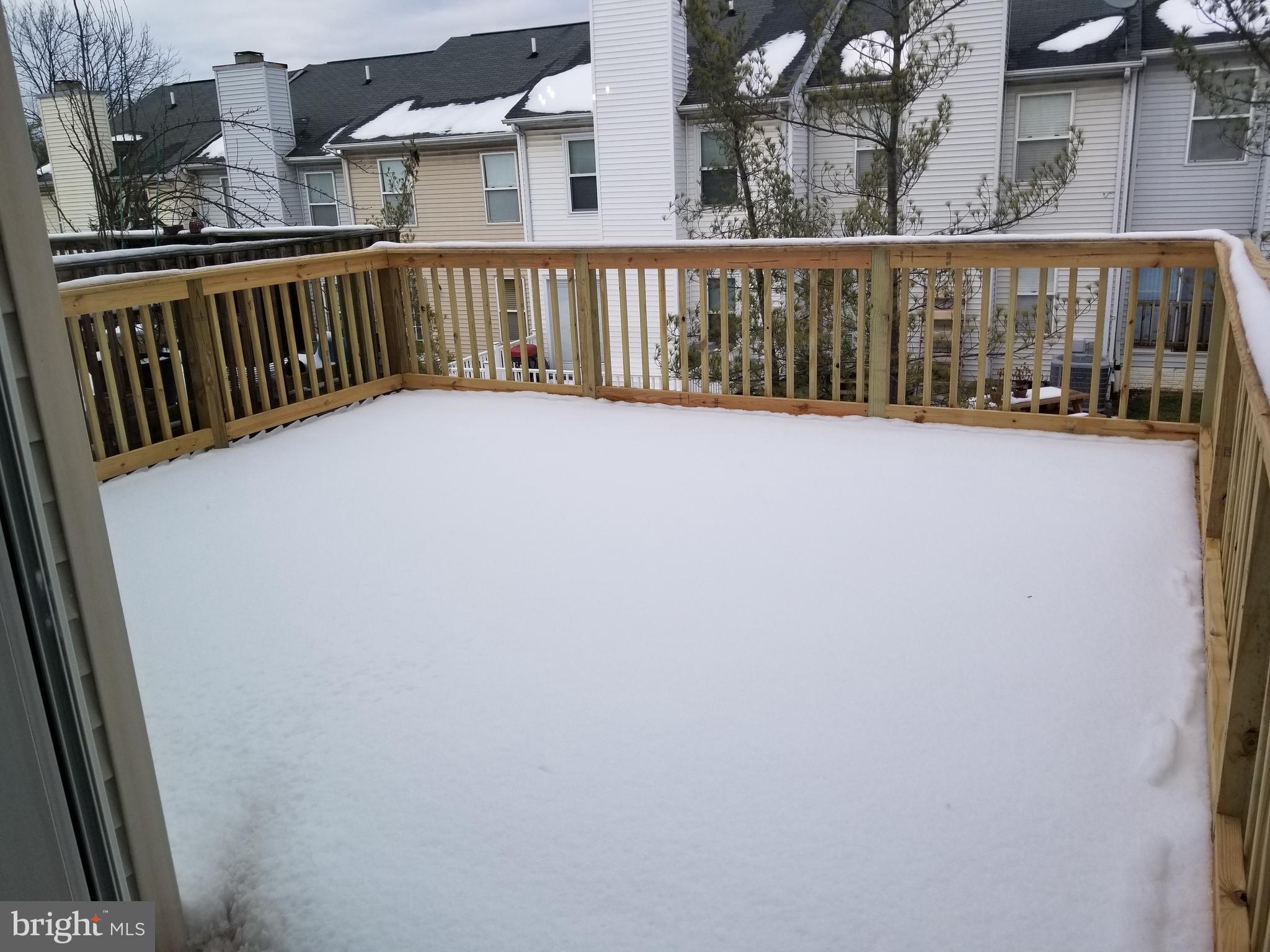 RIVERCHASE - Residential