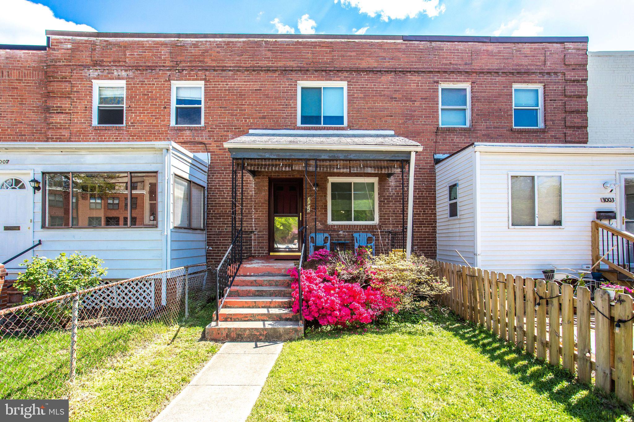 WAVERLY TAYLOR - Residential