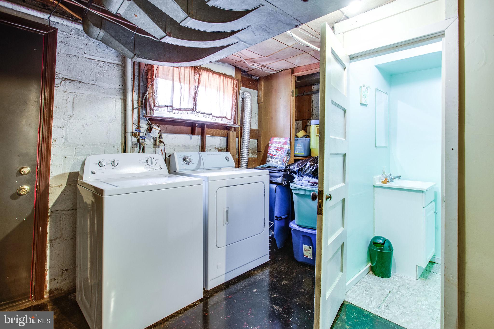 WAVERLY TAYLOR - Residential