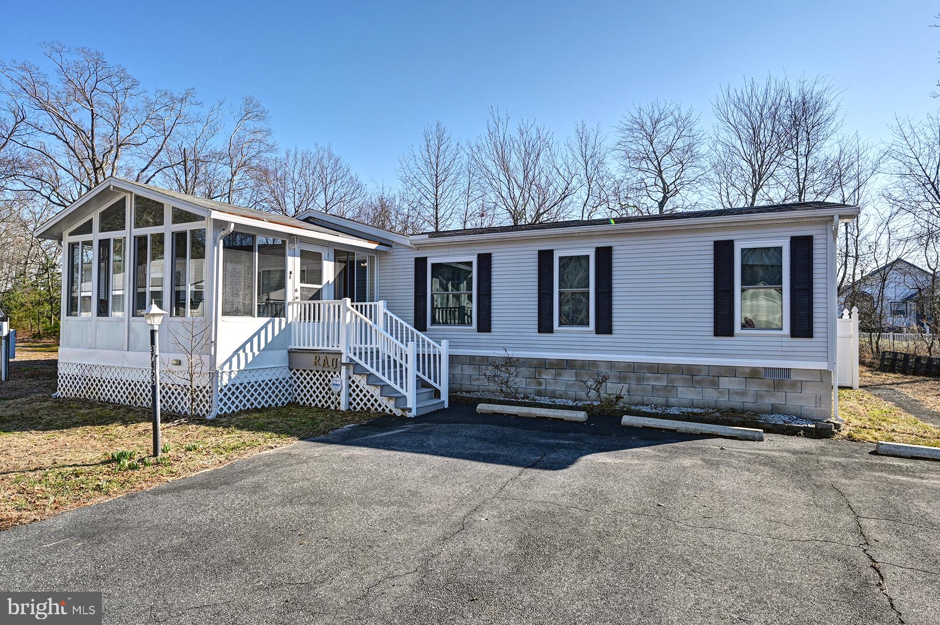SHADYDELL PARK - Residential