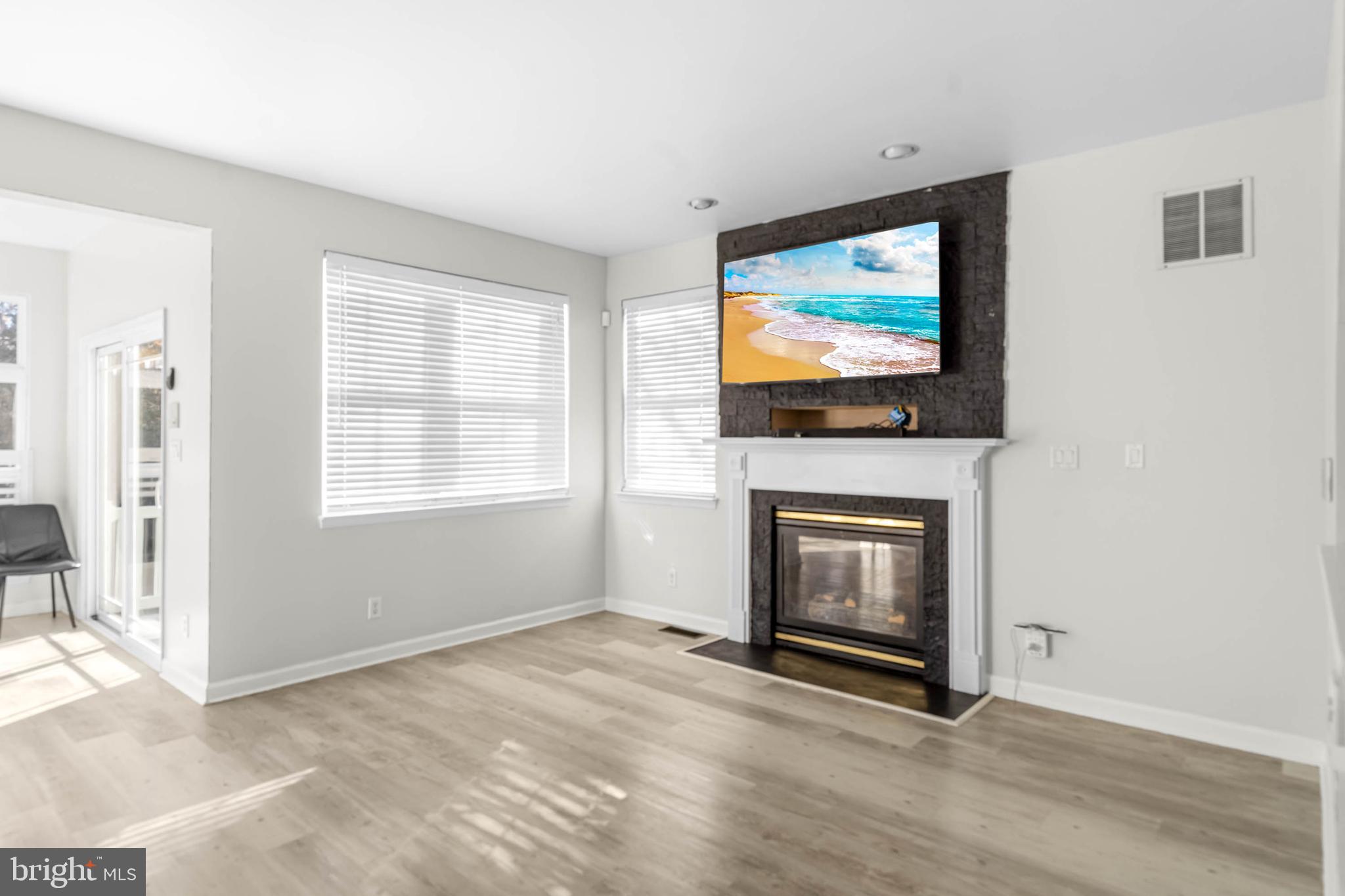 HOMESTEAD - Residential