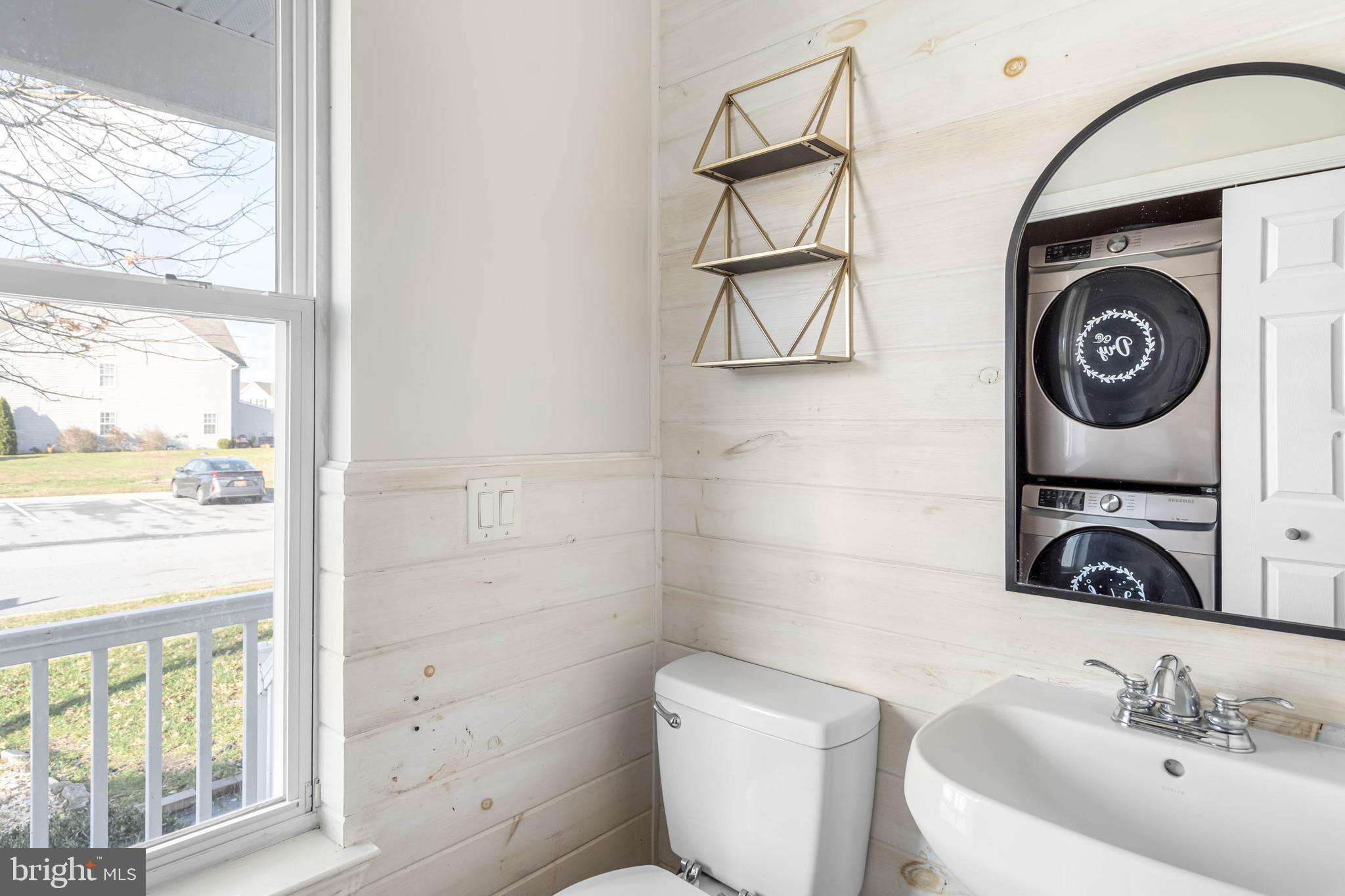 HOMESTEAD - Residential