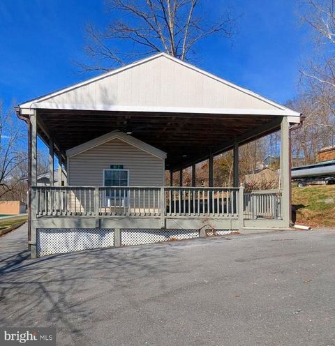 Vacant Land For Sale - BLOCK 81 LOT 2 Cub Avenue Dr<br/> FALLING WATERS, WV 25419