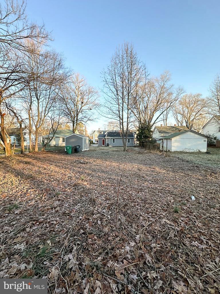 ASHLAND TOWN - Residential