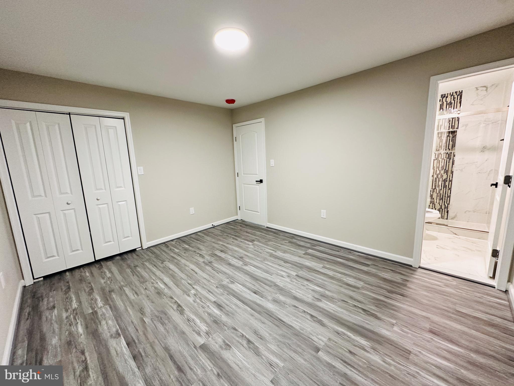 ASHLAND TOWN - Residential