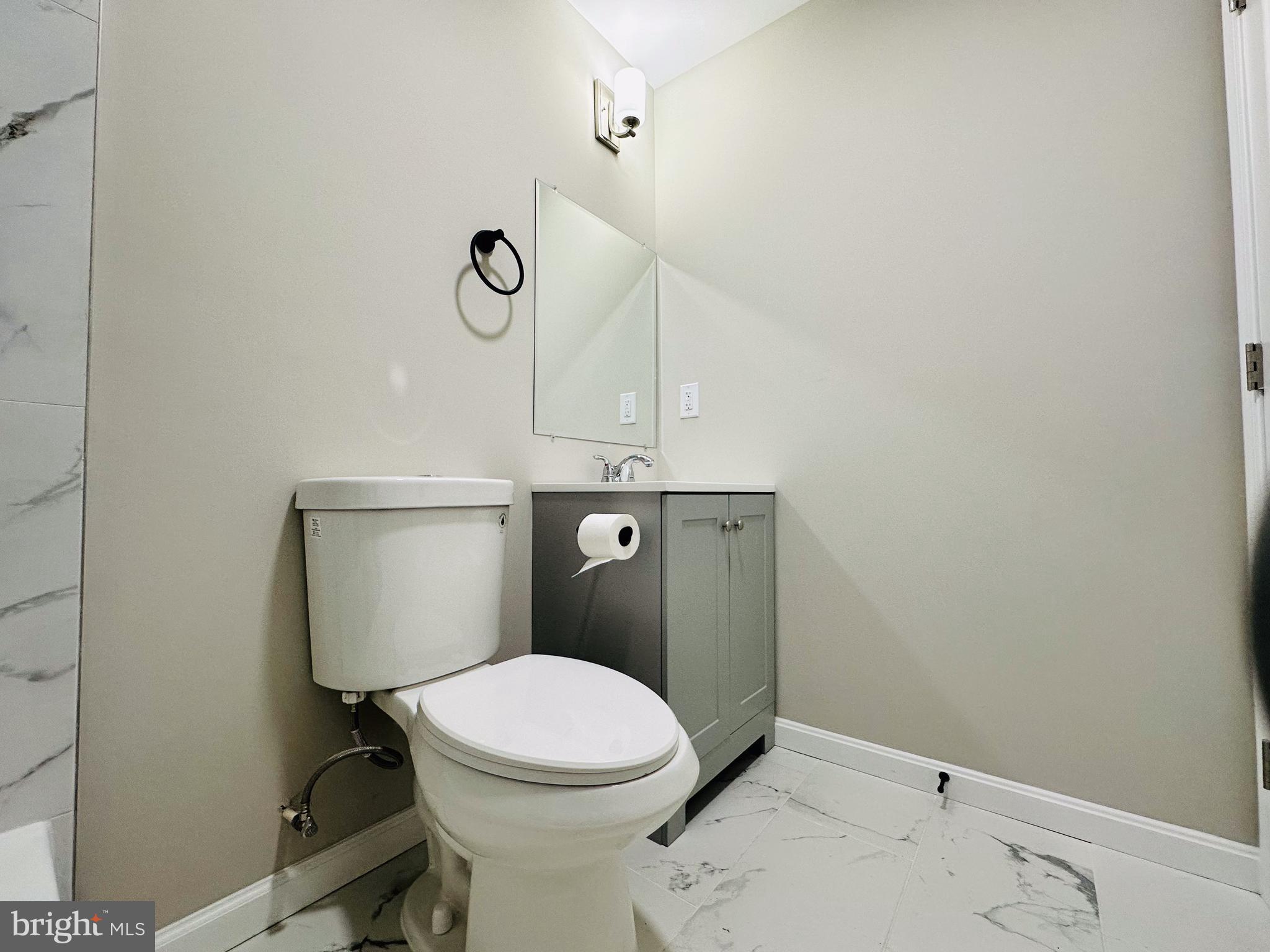 ASHLAND TOWN - Residential