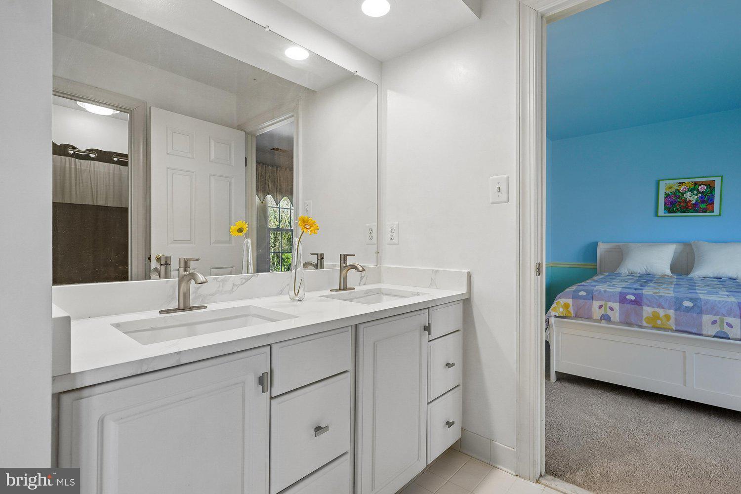 POTOMAC GLEN - Residential