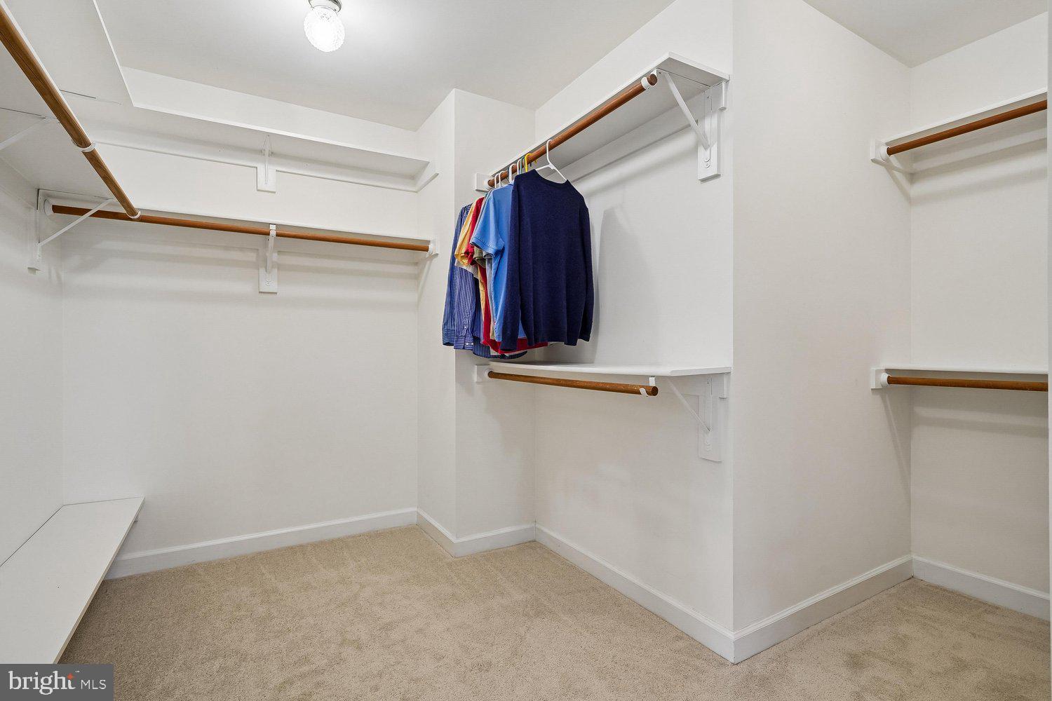 POTOMAC GLEN - Residential