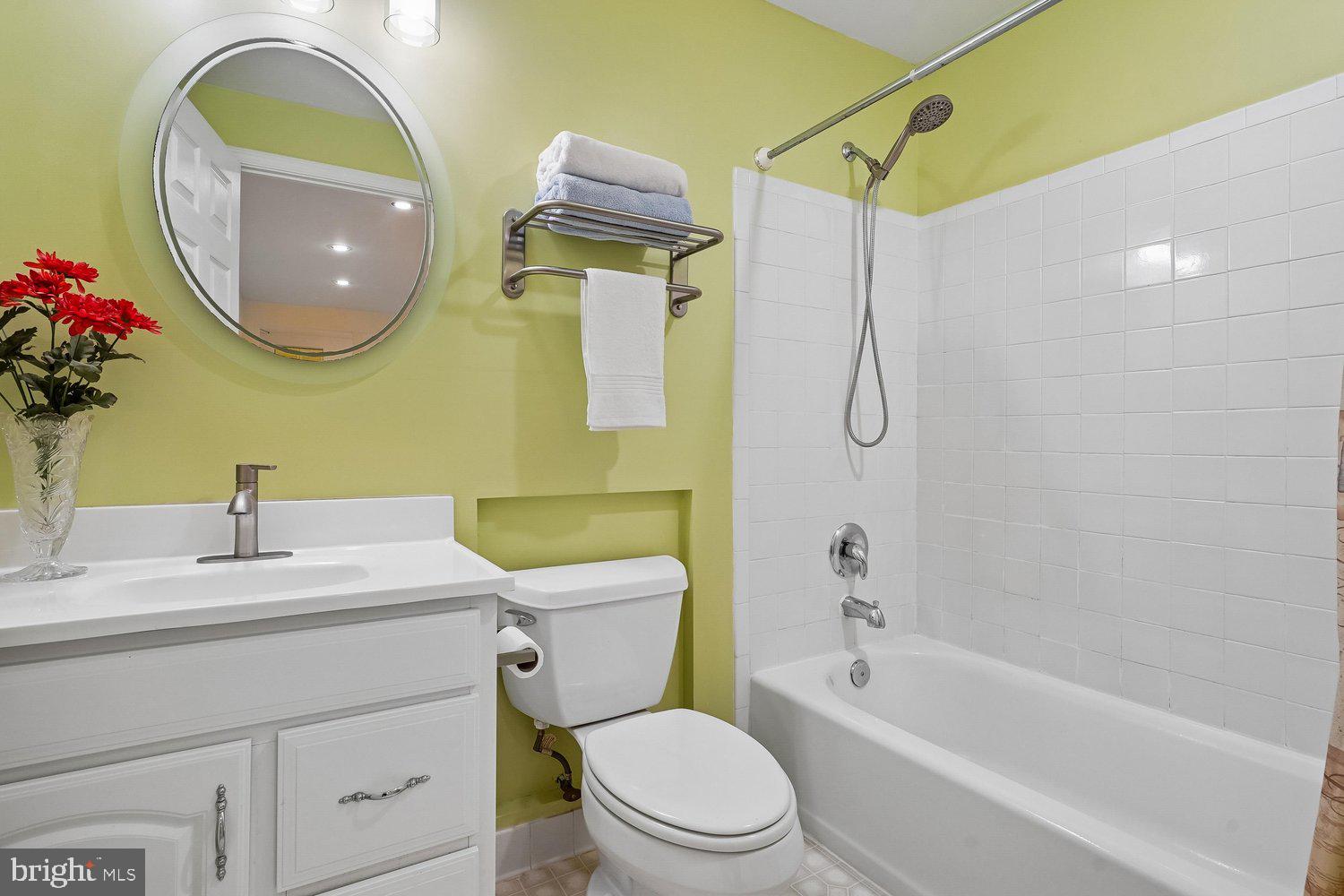 POTOMAC GLEN - Residential