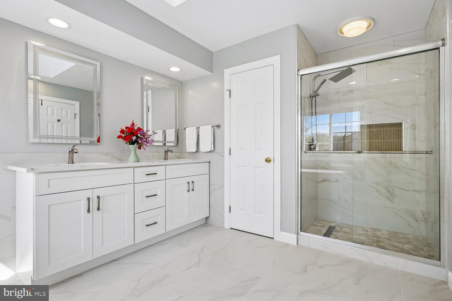 POTOMAC GLEN - Residential