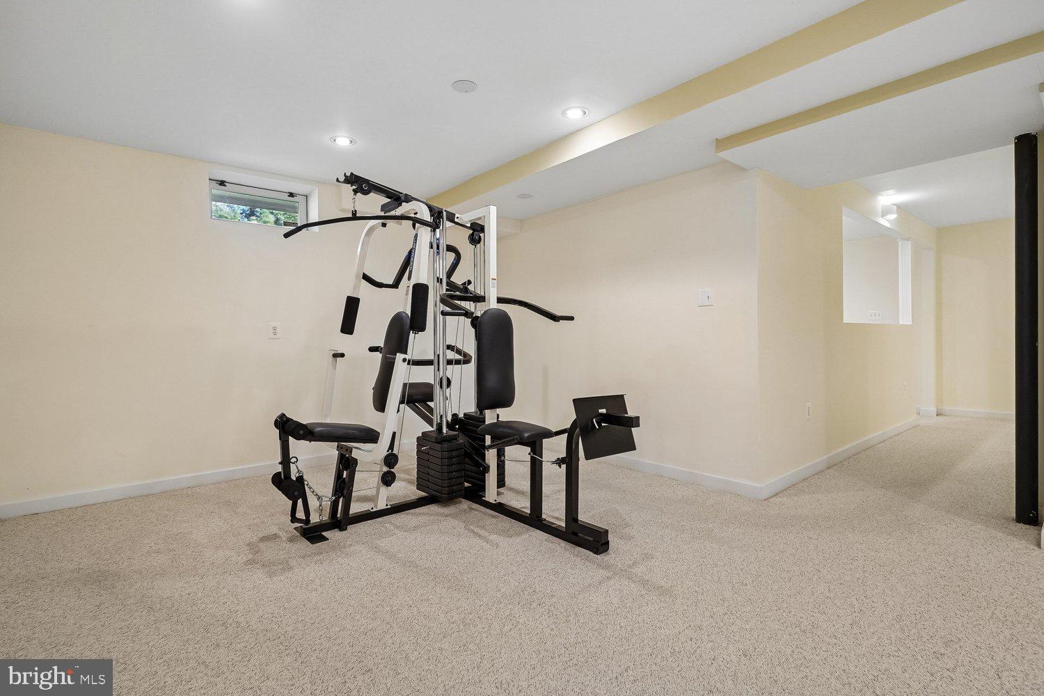 POTOMAC GLEN - Residential