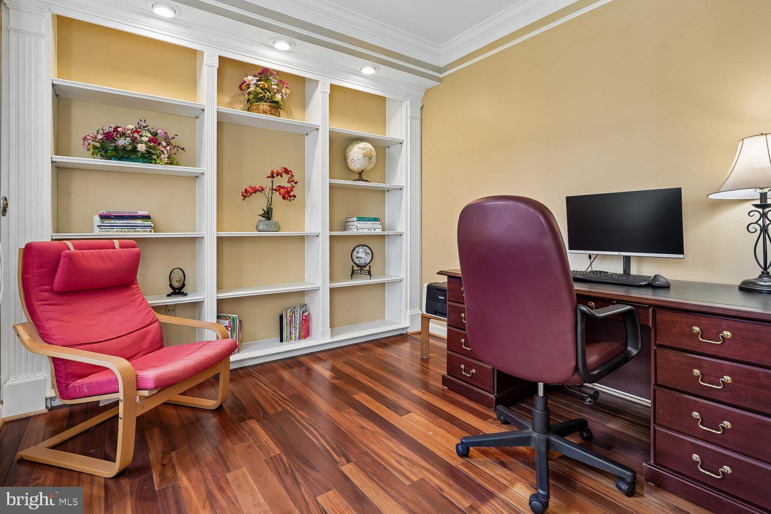 POTOMAC GLEN - Residential