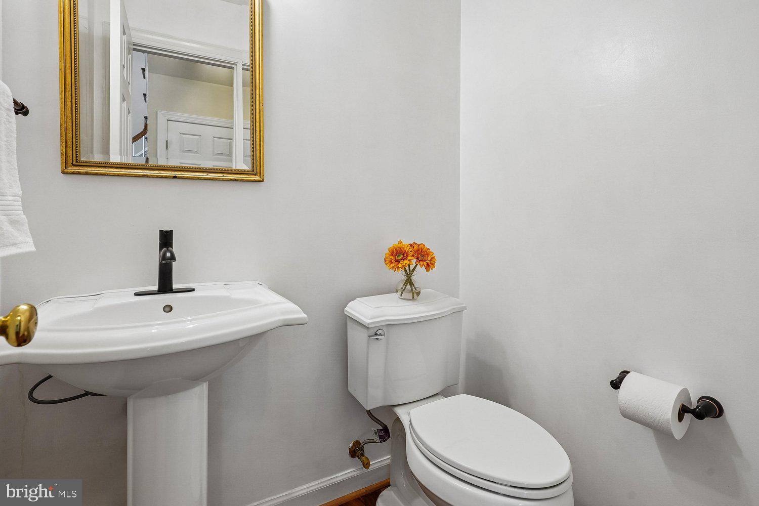 POTOMAC GLEN - Residential