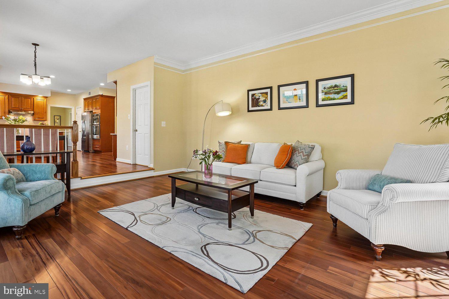 POTOMAC GLEN - Residential