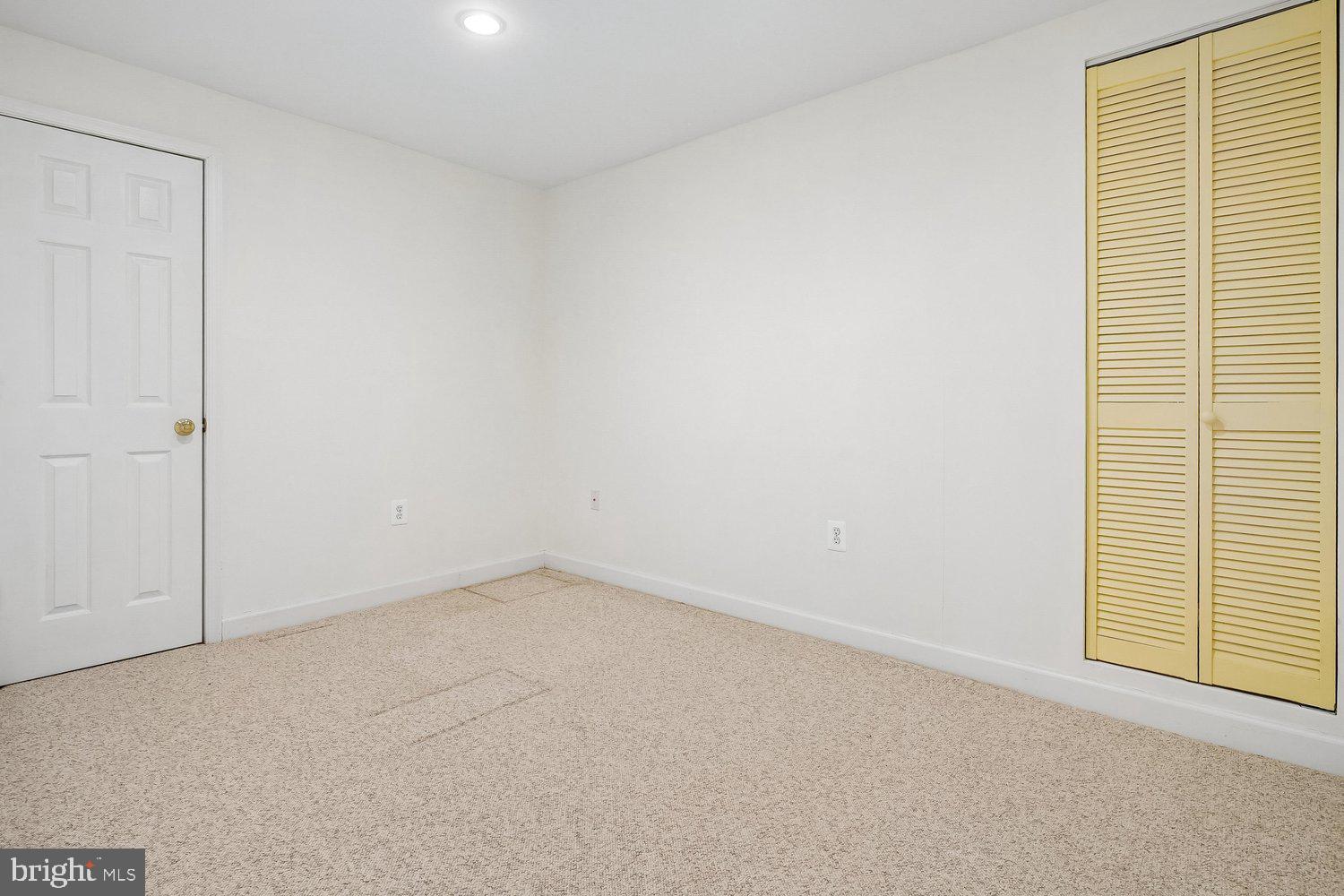 POTOMAC GLEN - Residential