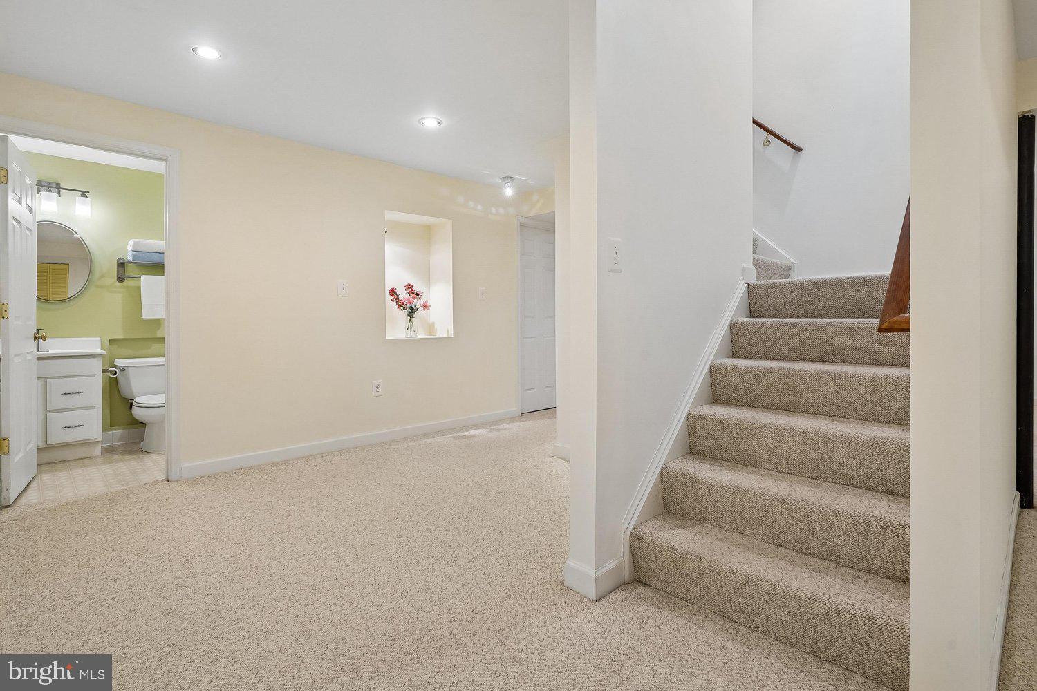 POTOMAC GLEN - Residential