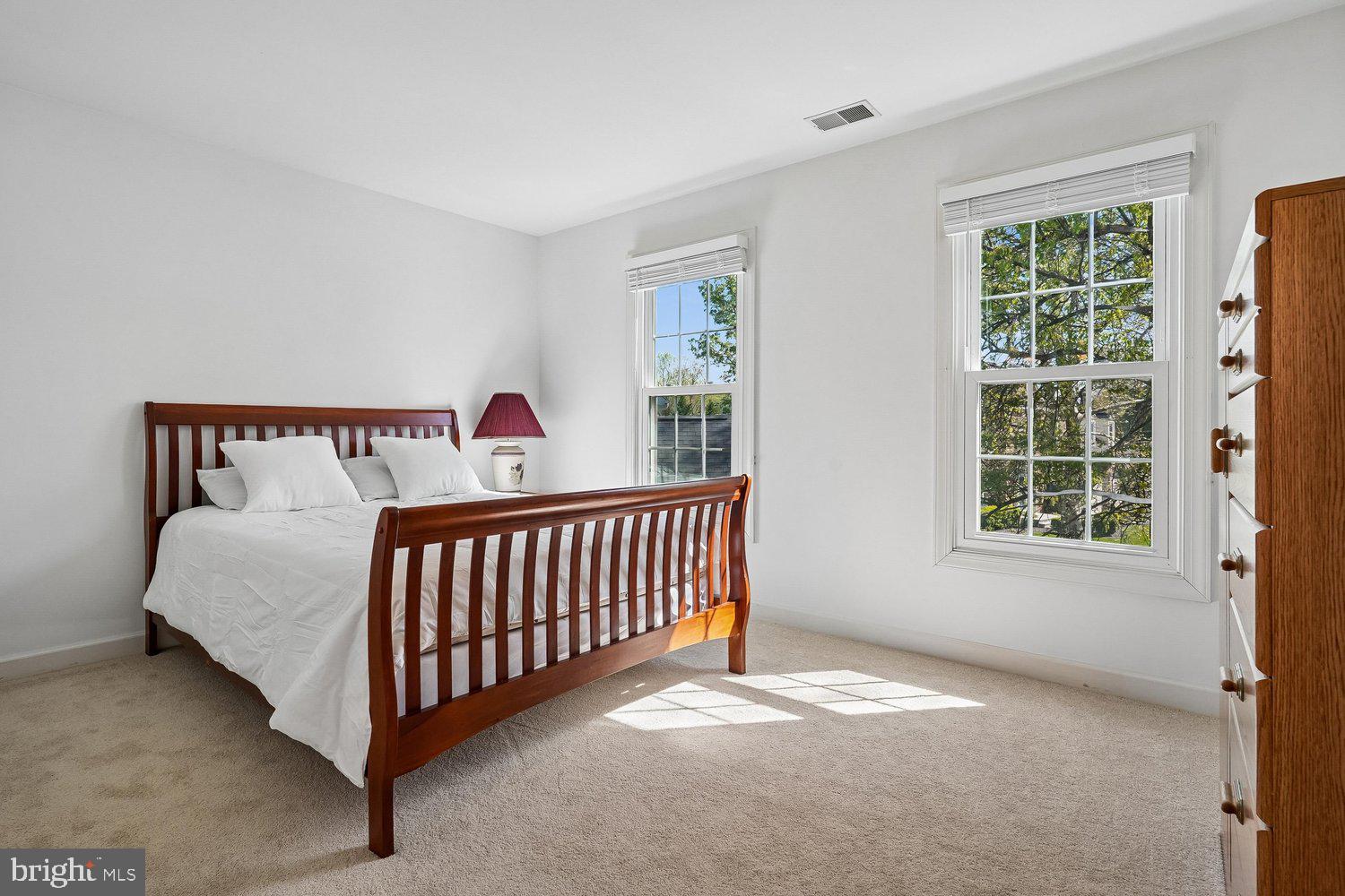 POTOMAC GLEN - Residential