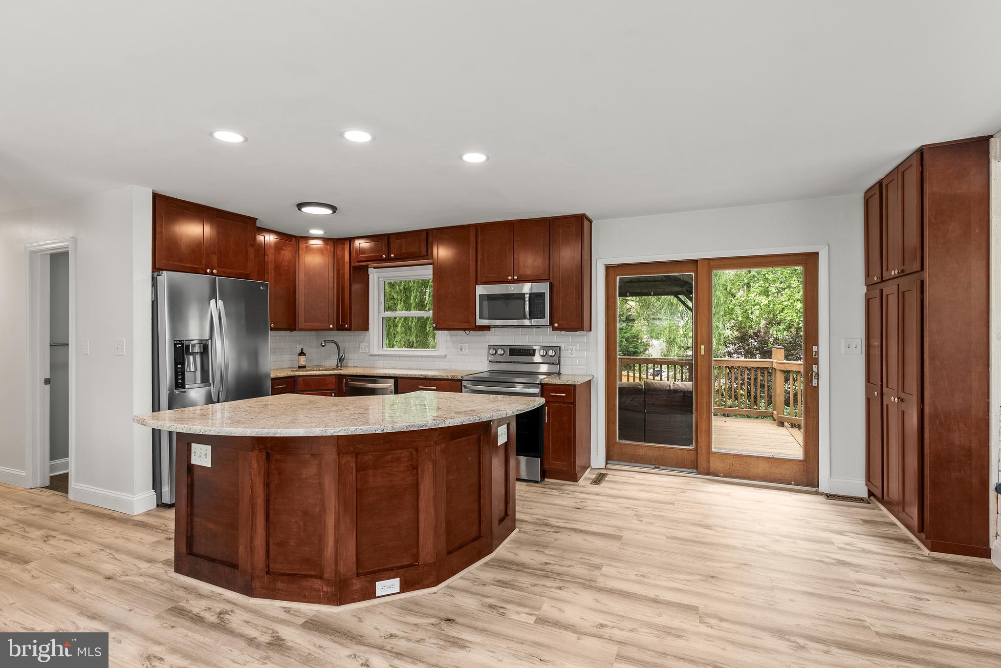 CAPE ST CLAIRE - Residential