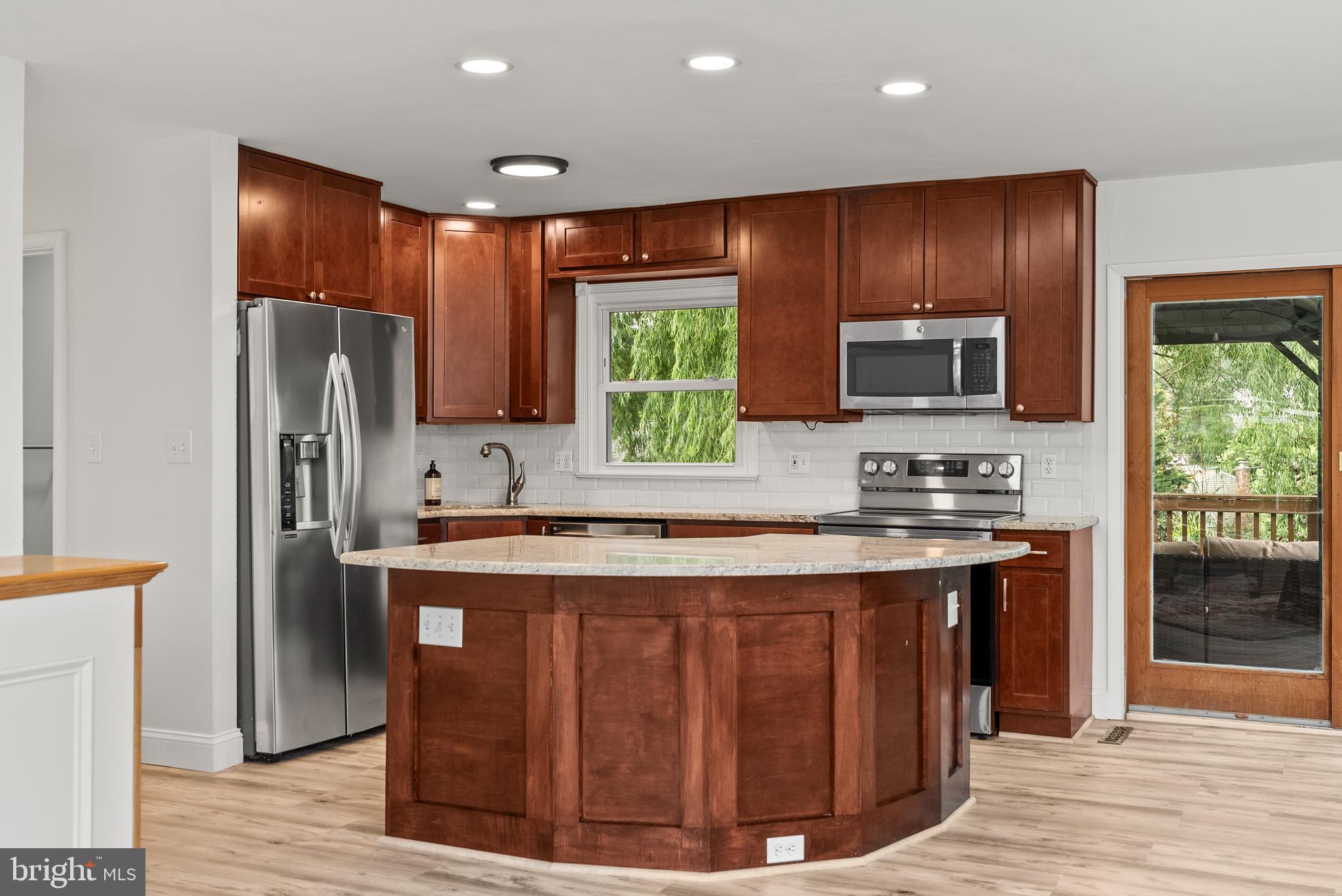 CAPE ST CLAIRE - Residential