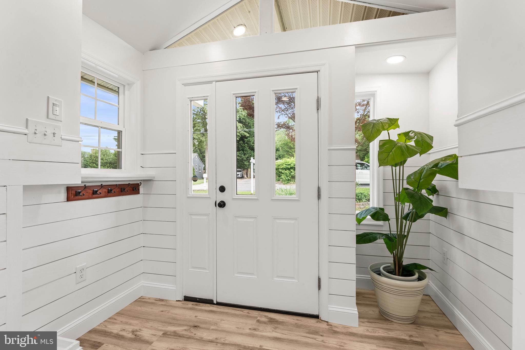 1099 SKYWAY DRIVE