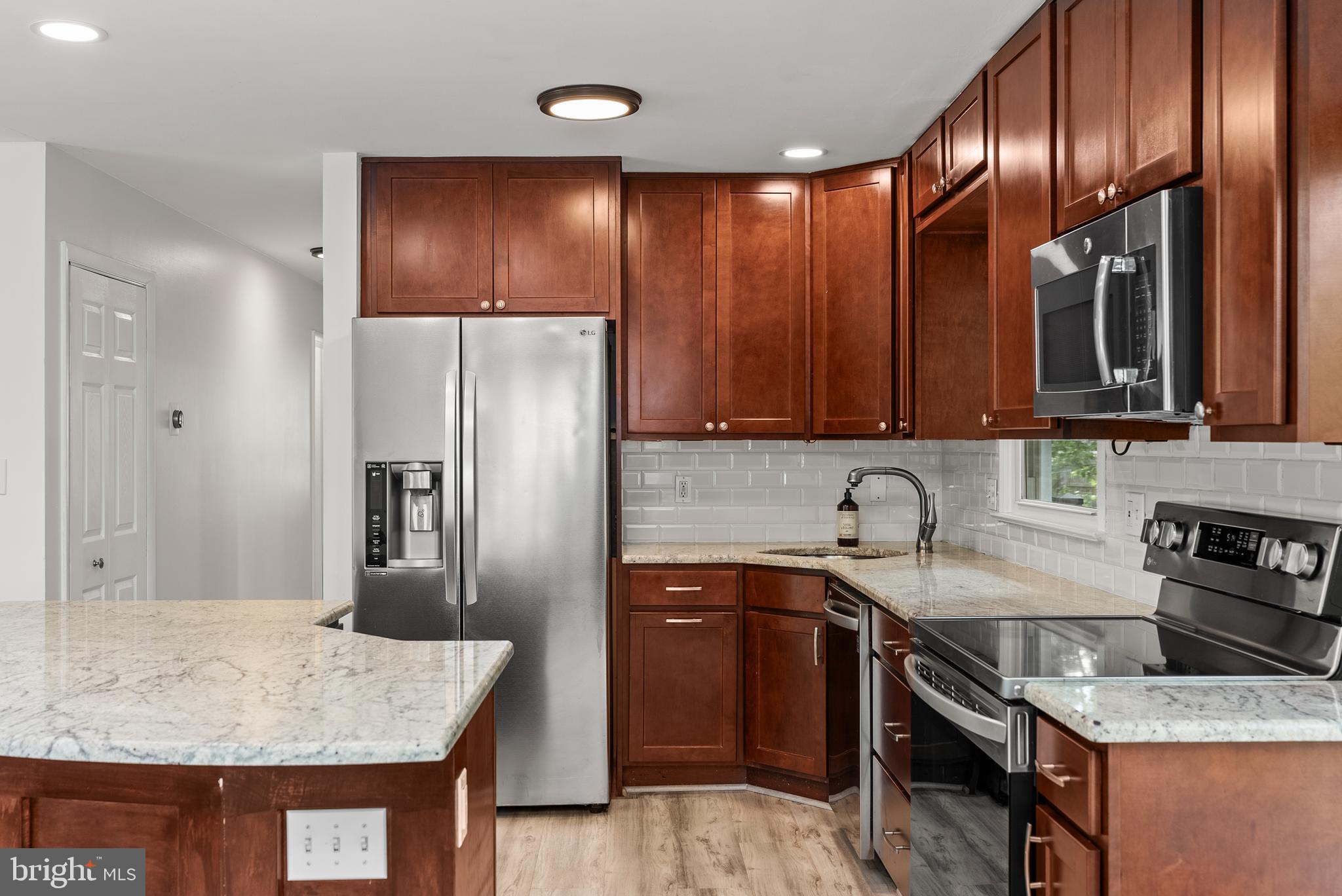 CAPE ST CLAIRE - Residential