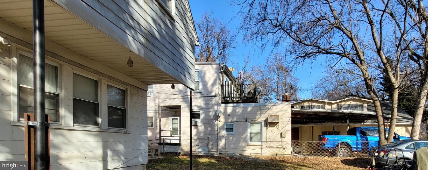 MT RAINIER- RHODE ISL AV - Residential