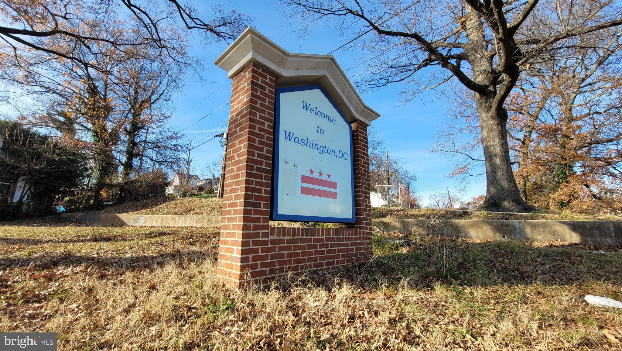 MT RAINIER- RHODE ISL AV - Residential