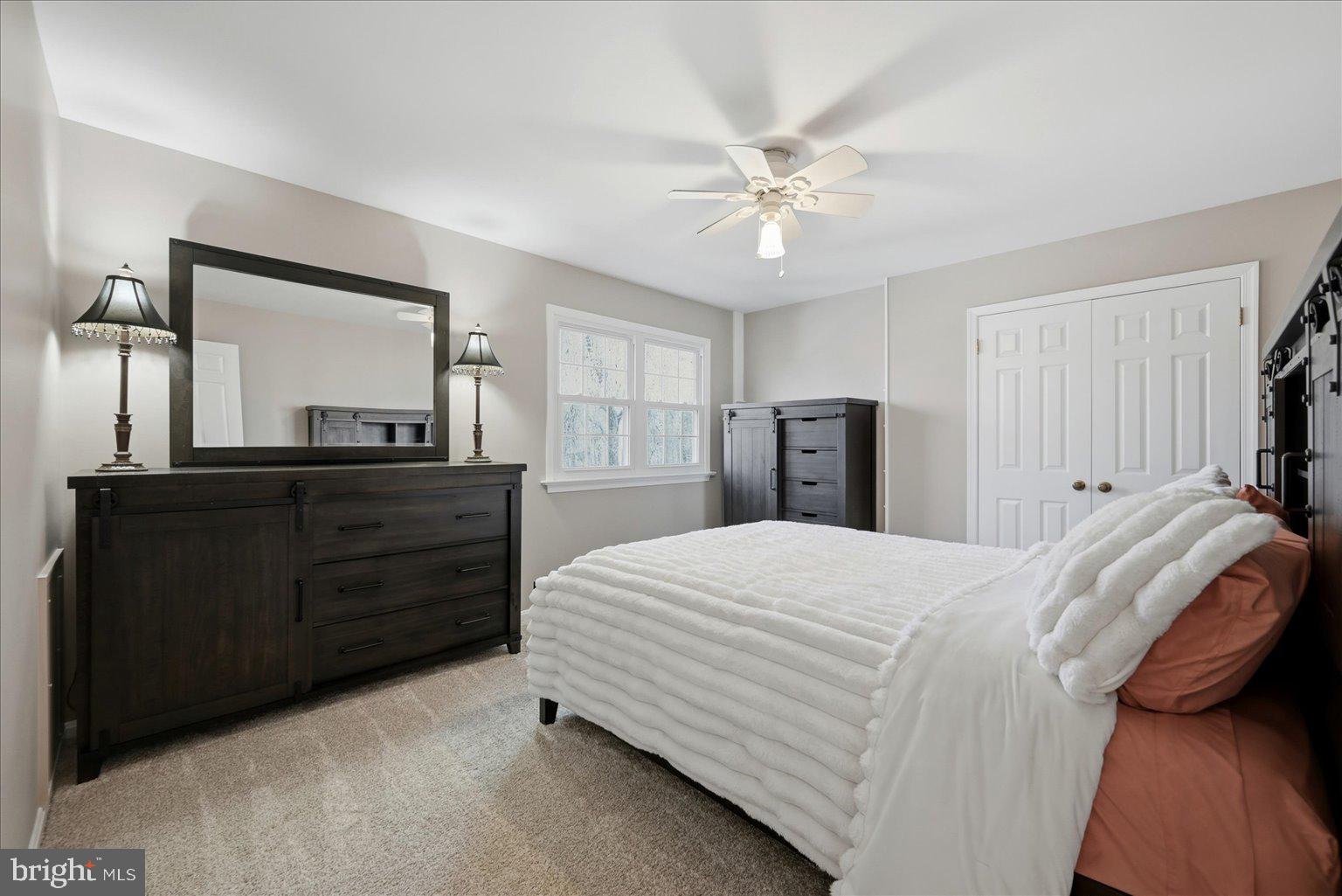 STONEHENGE - Residential