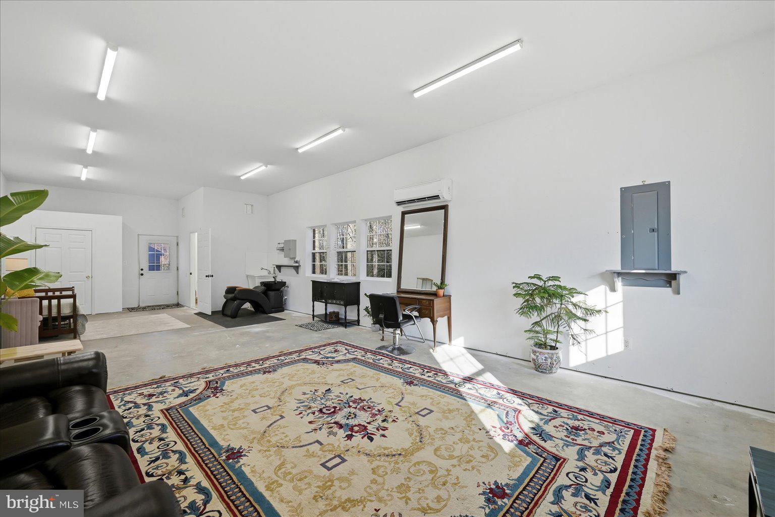 STONEHENGE - Residential