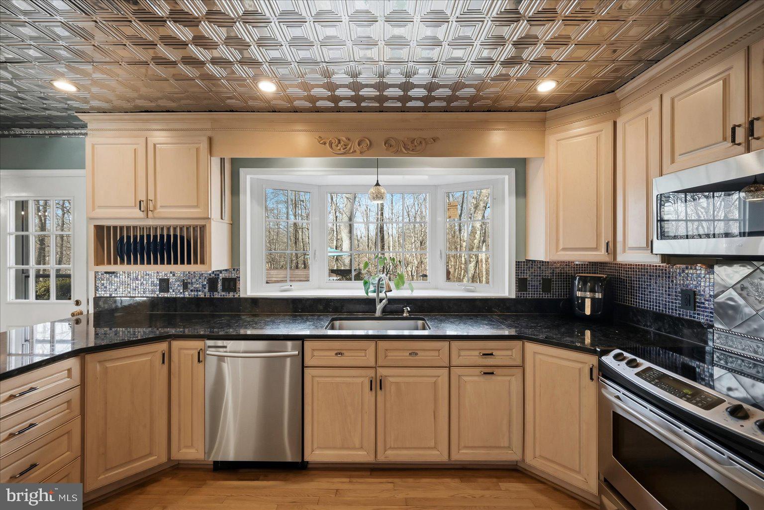 STONEHENGE - Residential