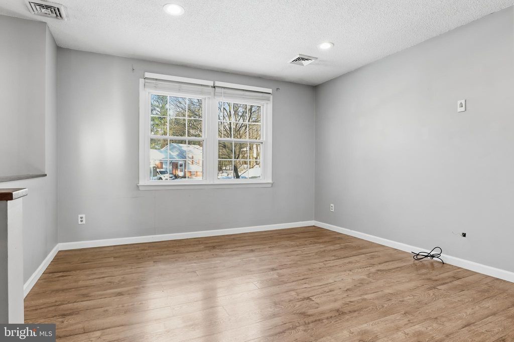 Photo of 276 Oakbrook Drive, FELTON, PA 17322 (MLS # PAYK2094300)