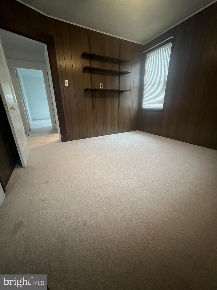 NORTH HALETHORPE - Residential