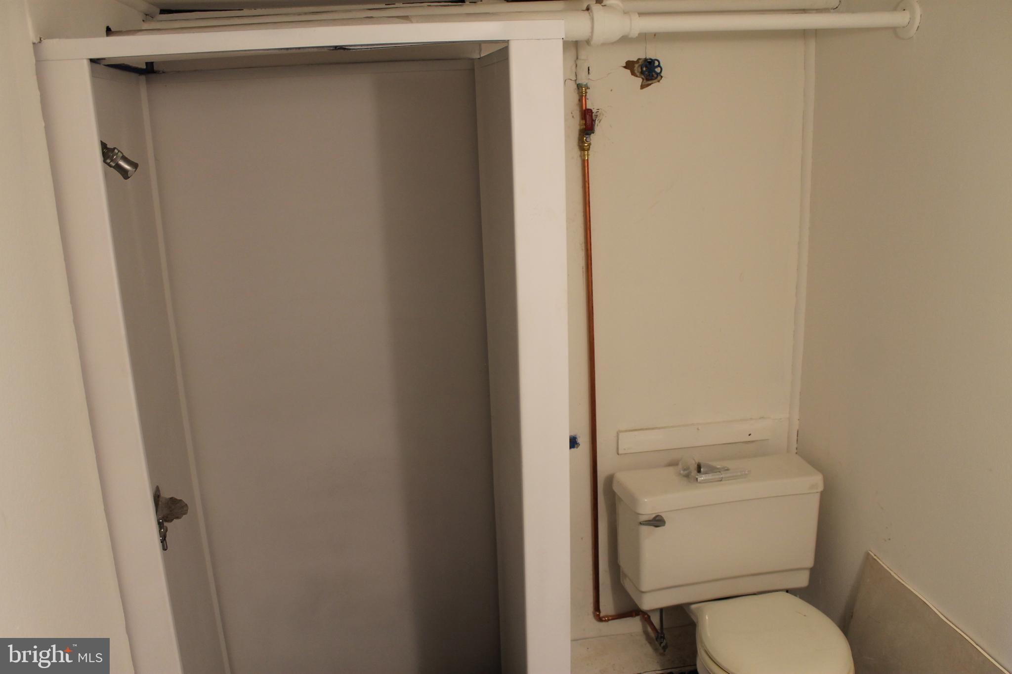 NORTH HALETHORPE - Residential