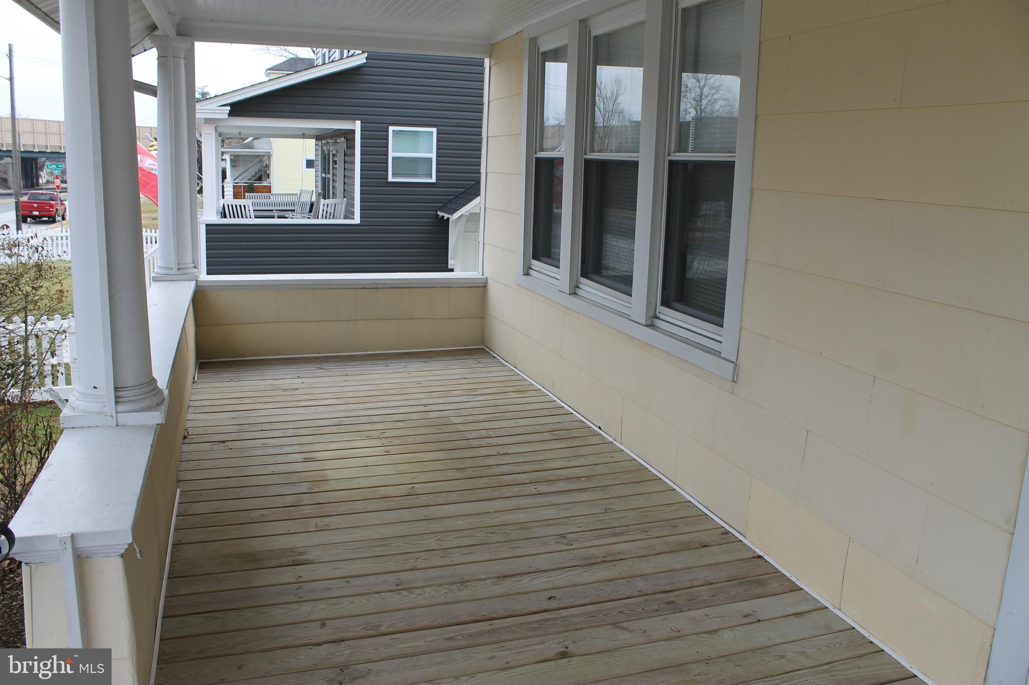 NORTH HALETHORPE - Residential