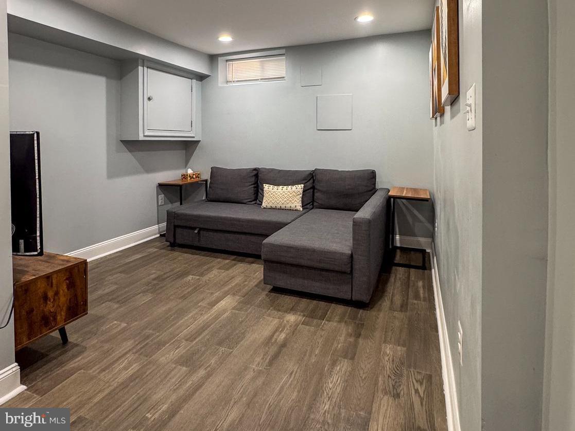 JOHNS HOPKINS - Residential
