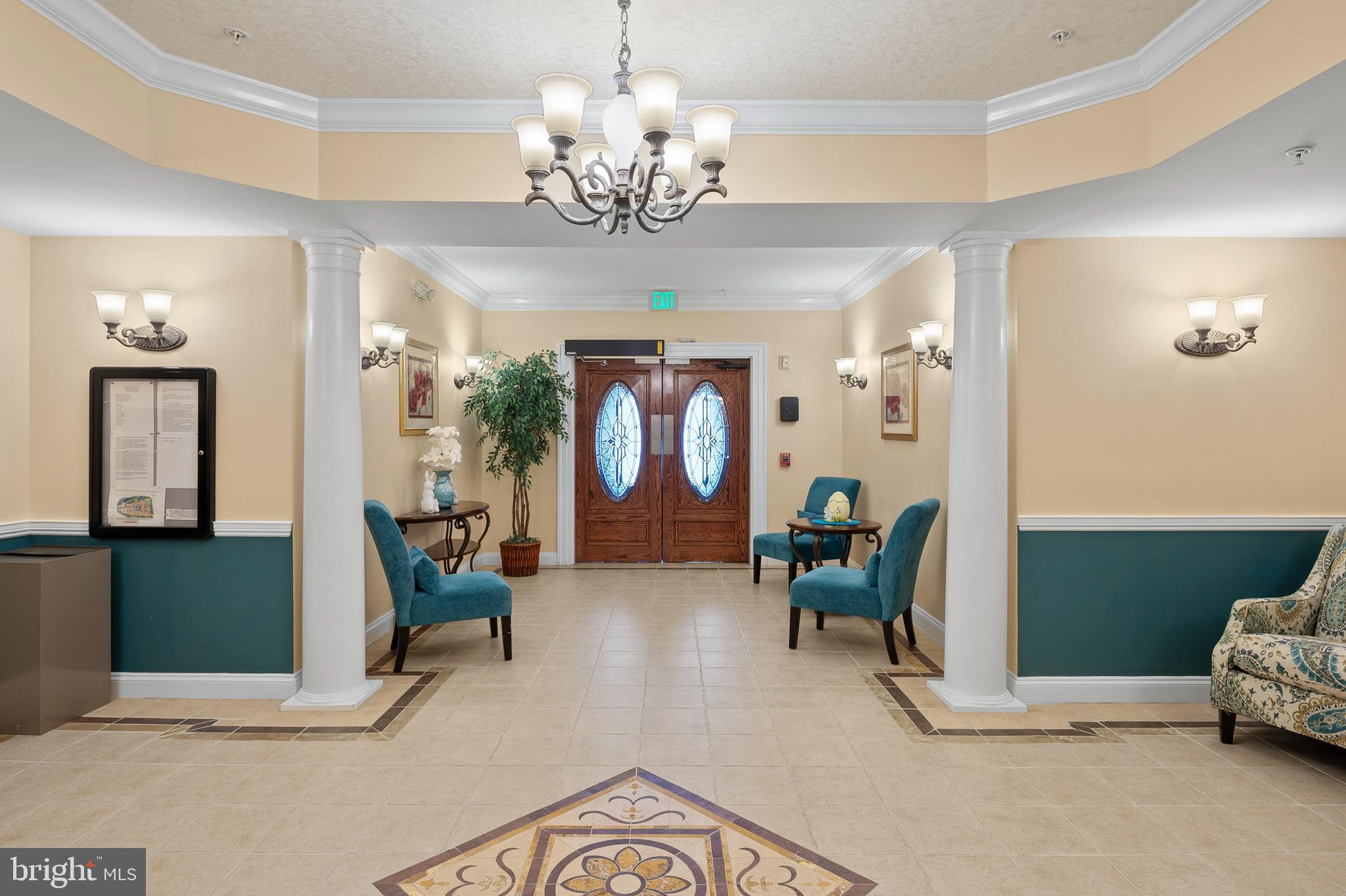 GATHERINGS AT LYNDWOOD - Residential