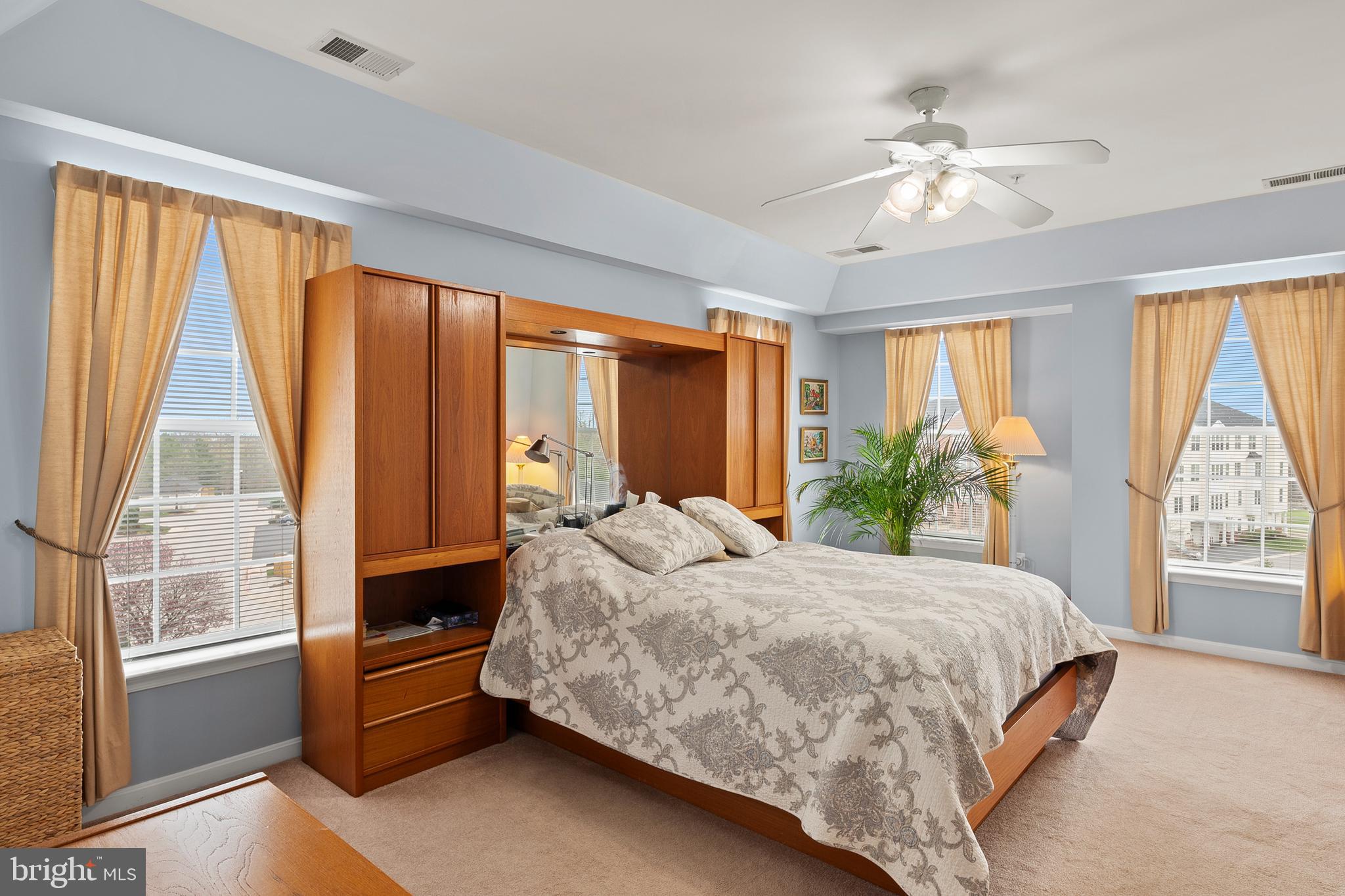 GATHERINGS AT LYNDWOOD - Residential