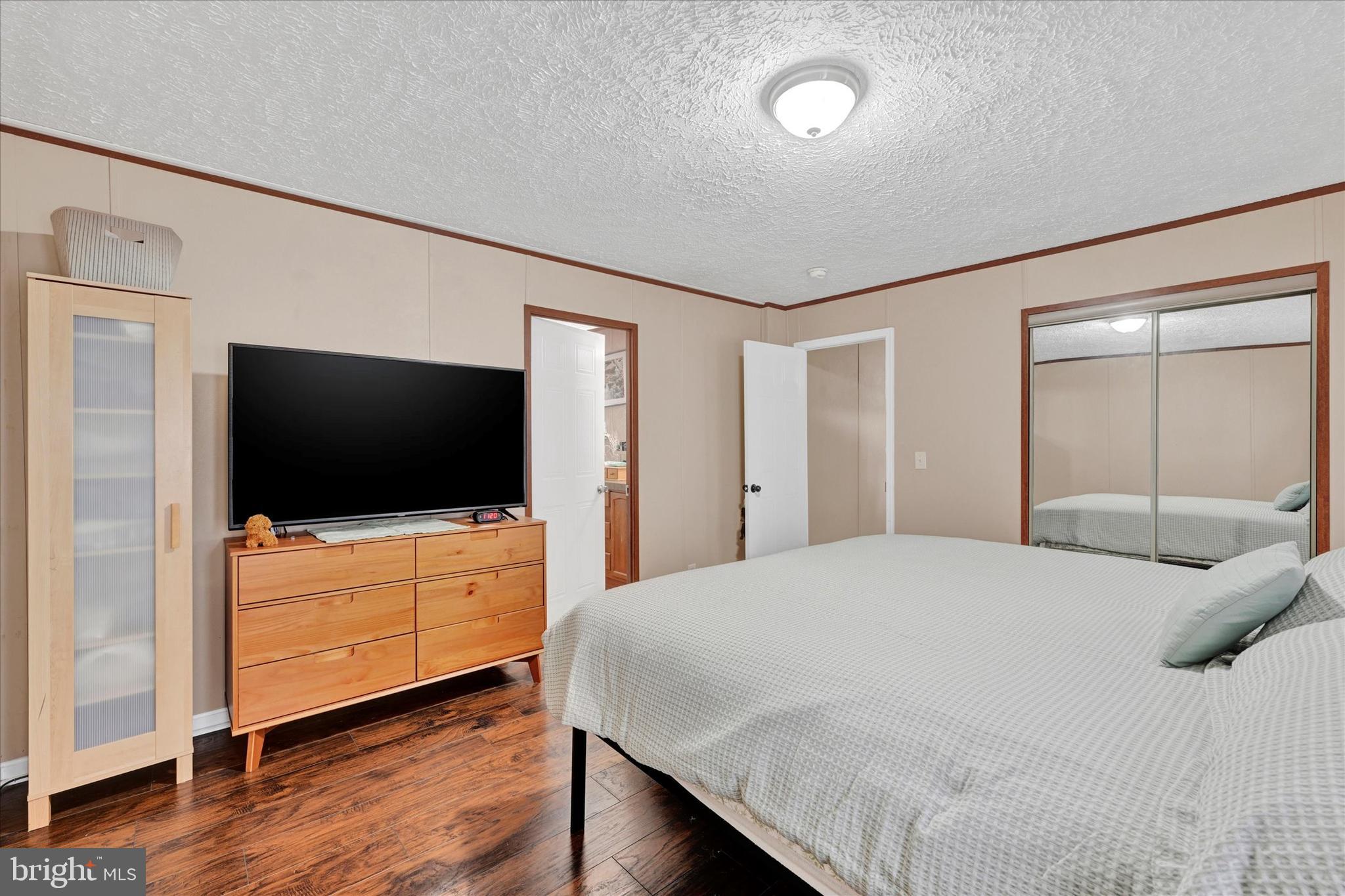 DEEP RUN PARK - Residential